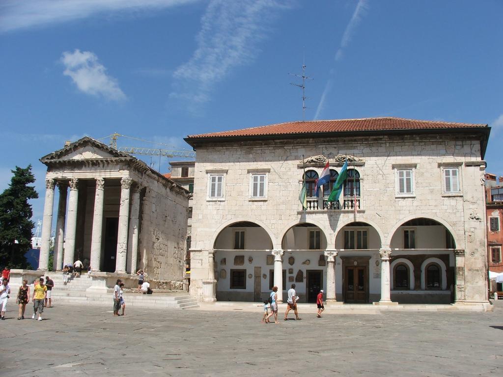 Apartments Centurio Pula Dış mekan fotoğraf